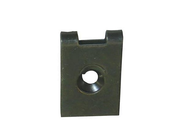 KIT Porca Clips Painel Inst 4X24X15X4MM Mercedes LN710/914/L1618/1620/1621/1218/1418/1118 (6889947145)