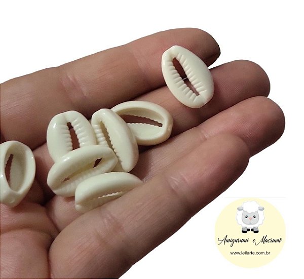 Entremeio Passante Búzio 100% Acrílico - Cor natural - bege - 12x18mm - (2 furos) - Embalagem com 10 unidades