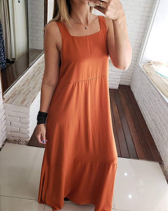 Vestido jardineira Terracota em camadas c bolsos