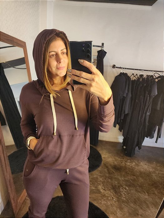 Blusa manga longa moletinho marrom com capuz