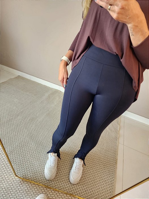 Calça lipo c ziper tratorado com costura preto