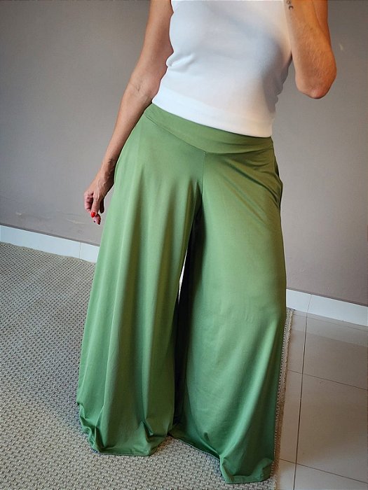 Calça mega pantalona malha na cor verde