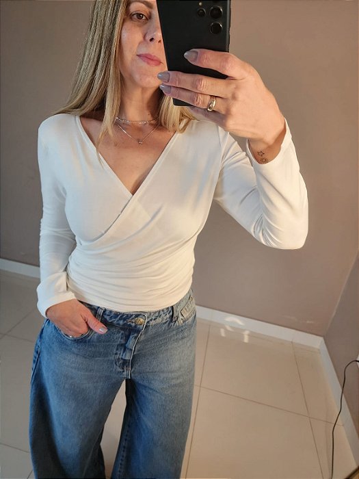 Blusa transpassada manga longa viscol off white