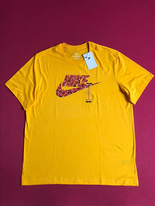Camiseta Nike Sportswear Amarela Masculina