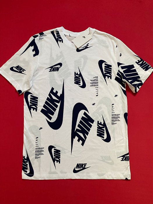 Camiseta Nike Sportswear Branca Masculina