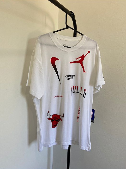 Camiseta Nike Chicago Bulls Oversized Masculina
