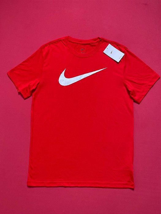 Camiseta Nike Dri Fit Swoosh Vermelha Masculina