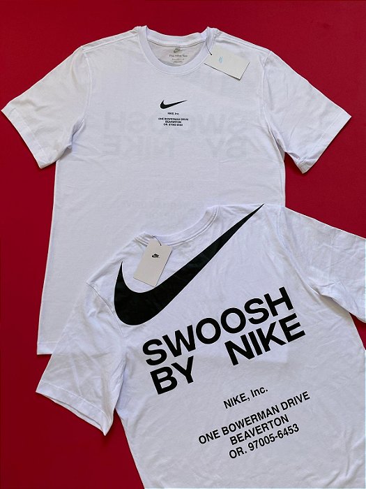 Camiseta Nike Sportswear Swoosh Masculina