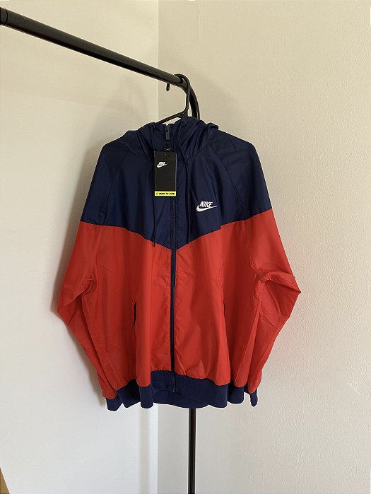 Jaqueta Nike Sportswear Windrunner Masculina (PEQUENO DETALHE)