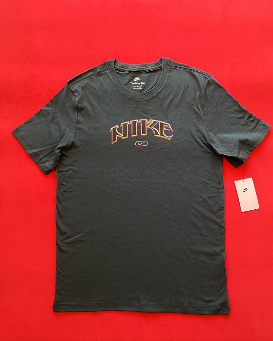 Camiseta Nike Sportswear Verde Masculina