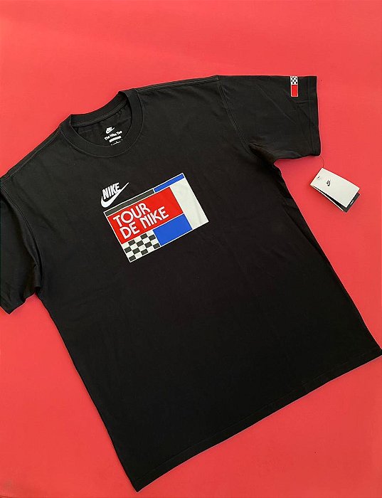Camiseta Nike Sportswear Oversized Tour de Nike Preta Masculina