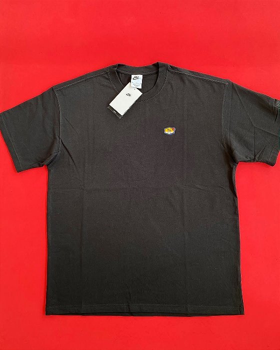 Camiseta Nike Sportswear TN Preta Masculina