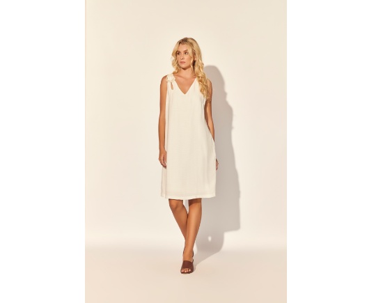 Vestido Curto Fivela