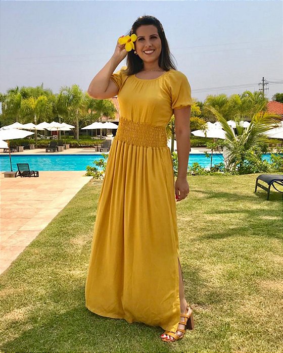 vestido longo cor mostarda
