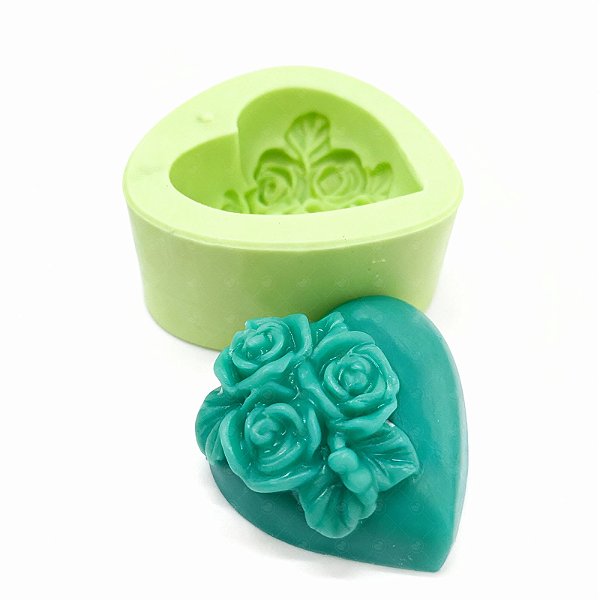 Molde de Silicone para Velas e Sabonetes Artesanais Coração Pequeno Com Flores