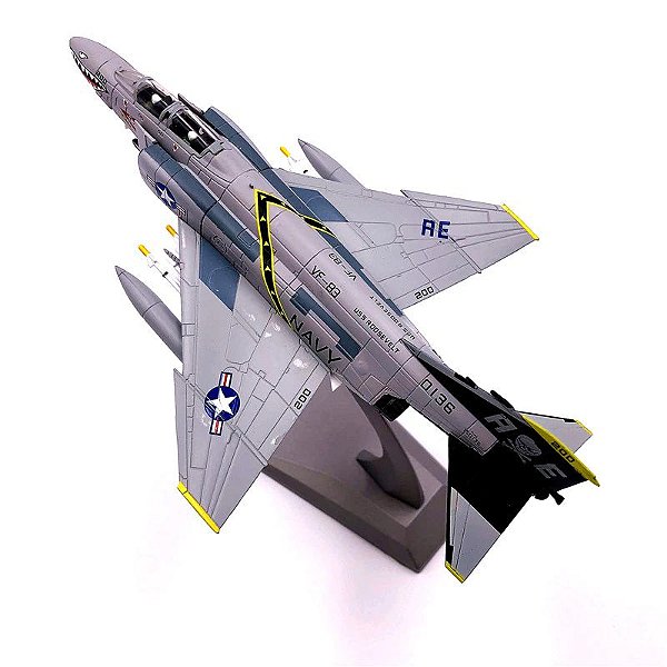 F-4 PHANTOM II - 1:100 - METAL
