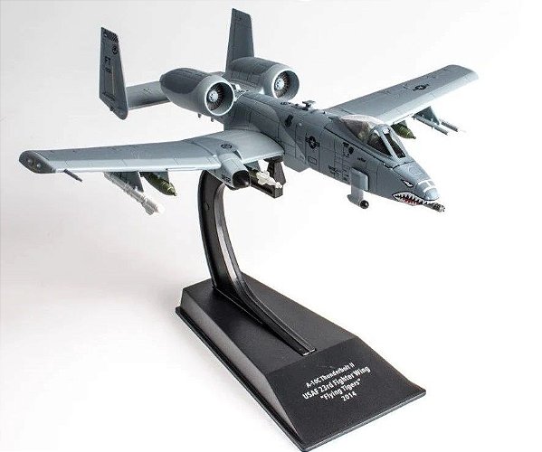 A-10 THUNDERBOLT - 1:100