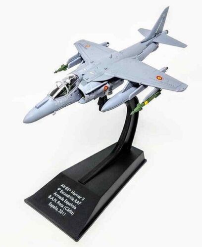 Raríssimo! AV-8 Harrier - 1:100 - METAL