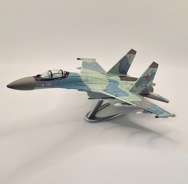 SU-35 FLANKER-E - 1:100 (20CM)