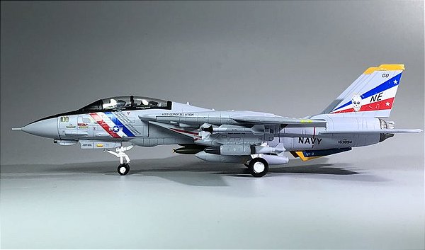 F-14 TOMCAT - 1:100