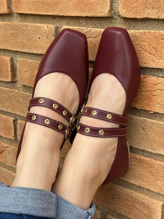 Sapatilha Bico Quadrado FIvela Dupla Marsala