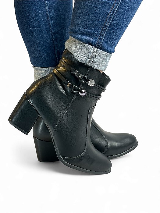 Bota Salto Bloco pingente Bolinha Preta