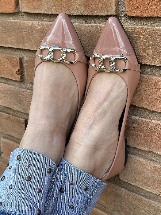 Sapatilha Bico Fino Nude Corrente
