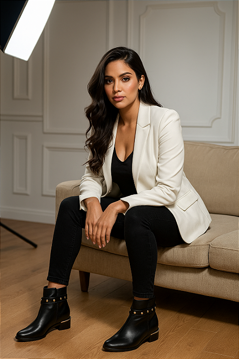 Bota Cano Curto Luxo Rebite Preto