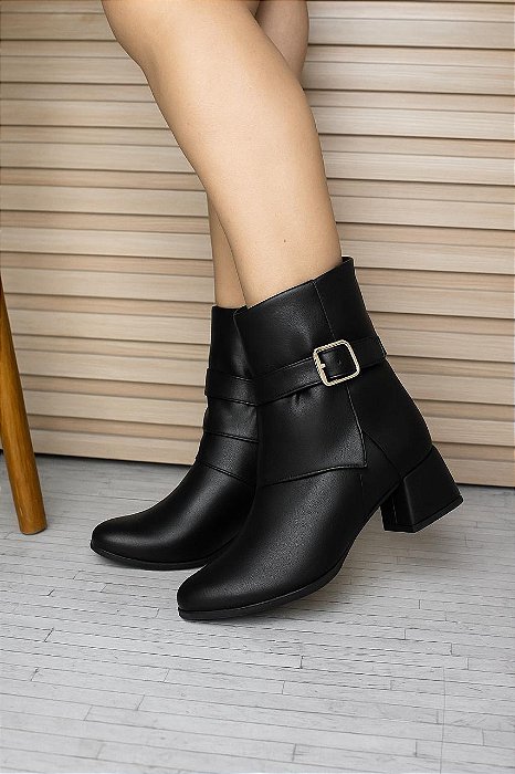 Bota Capa Salto Bloco Livia Preta