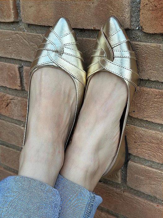 Sapatilha Bico Fino Arizona Dourada