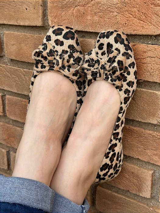 Sapatilha Bico Quadrado Lacinho Onça