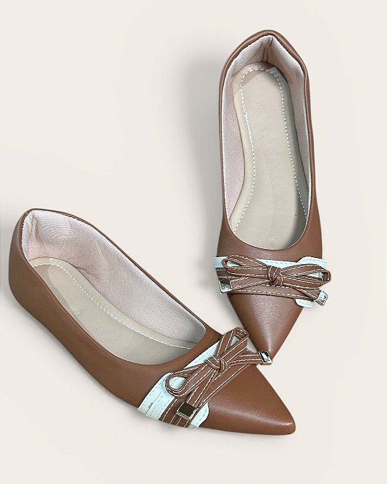 Sapatilha Bico Fino Filó Caramelo