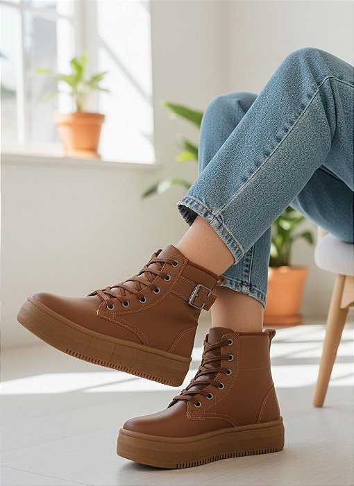 Bota Coturno Cadarço Caramelo