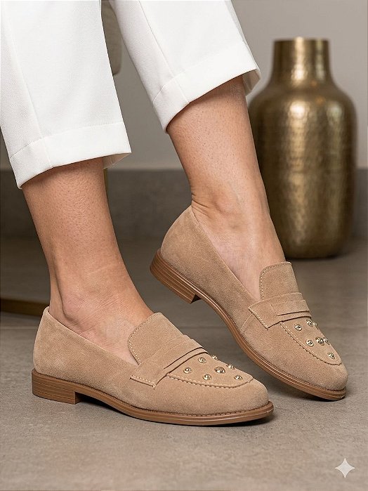 Mocassim Slim Rebite Camurça Bege