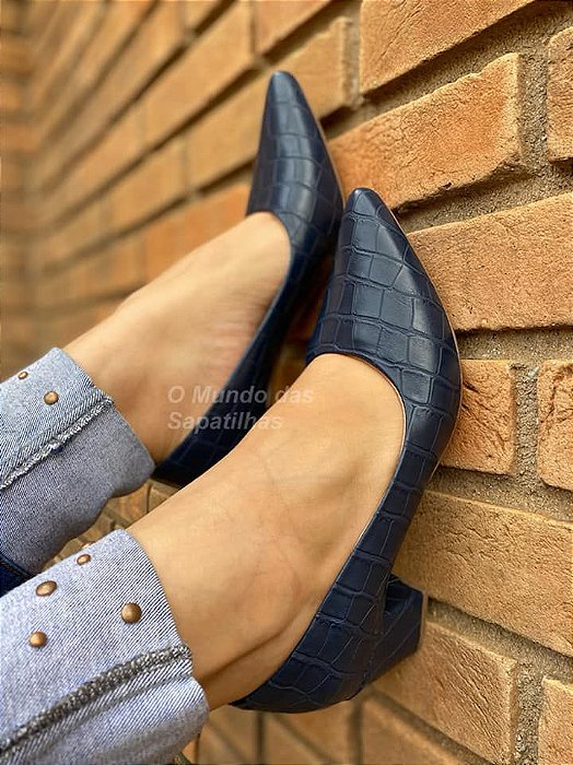 Scarpin Croco Azul Marinho Salto Baixo