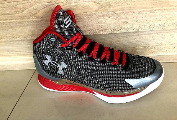 under armour vermelho