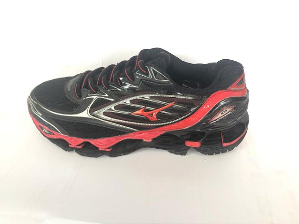 mizuno preto e vermelho