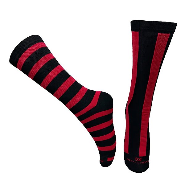 Meia vermelho e preto