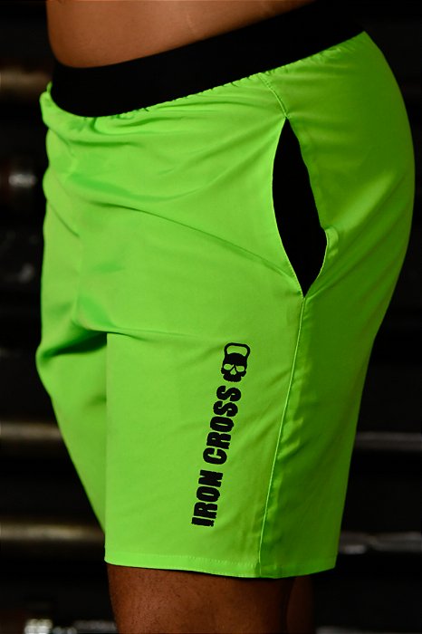 Bermuda com elástico Iron Cross Verde Neon