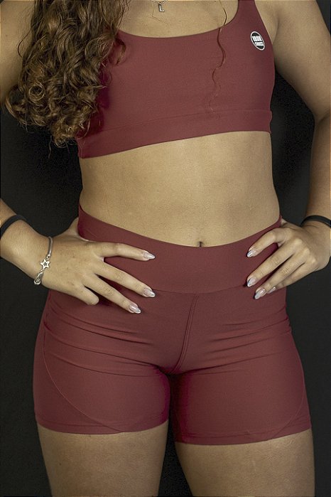 Short Fitness Vinho
