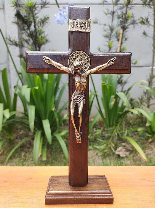 Crucifixo de Madeira - (Para parede ou mesa) 27cm