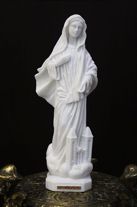 Imagem da Rainha da Paz - Medjugorje - 20cm -