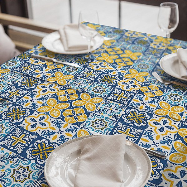 Toalha de Mesa Synth 140x140cm Portugal 02