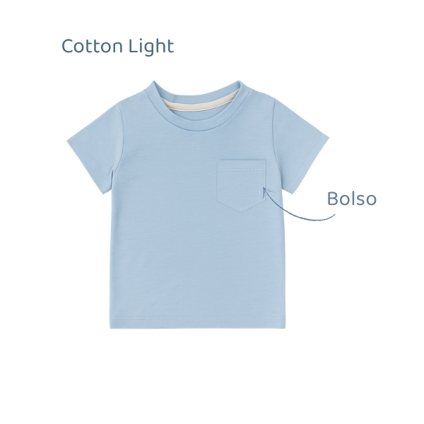 Camiseta com bolso - Azul Claro