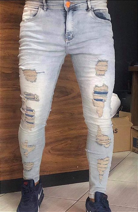 calça slim e skinny