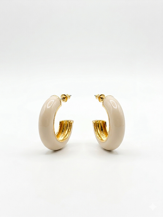 ARGOLA ESMALTADA BRANCA ROSANA BERNARDES