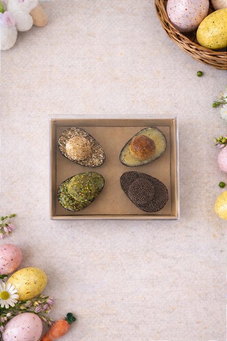 CAIXA OVO DE COLHER 4 OVOS 50GR KRAFT MAX PAPER