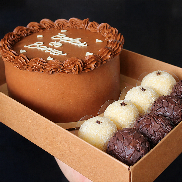 CAIXA MINI BOLO E DOCES 24x16,5CM TAMPA ALTA 8,5CM KRAFT MAX PAPER