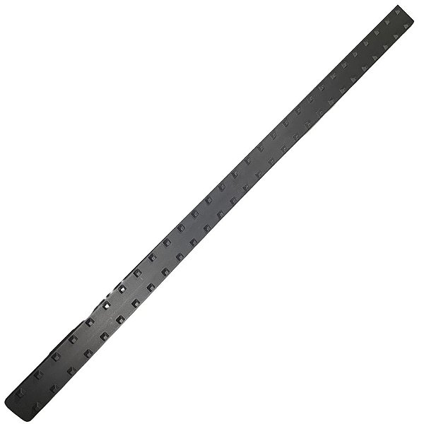 Tapete Pisante Parachoque Parte Superior 580mm Volvo Vm