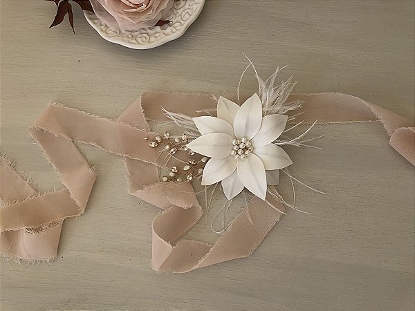 Lirios Amanda galho barroco